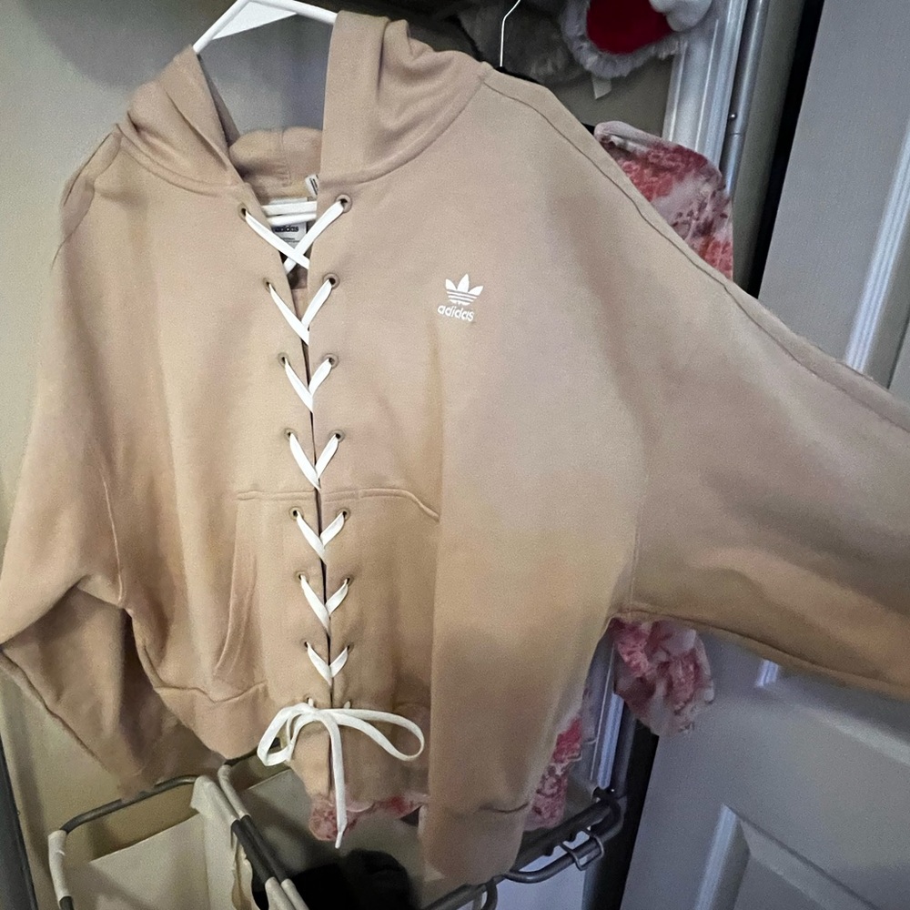 Cropped Adidas Sweater